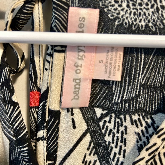 Band of Gypsies Maxi Dress with Shorts - Picture 6 of 7